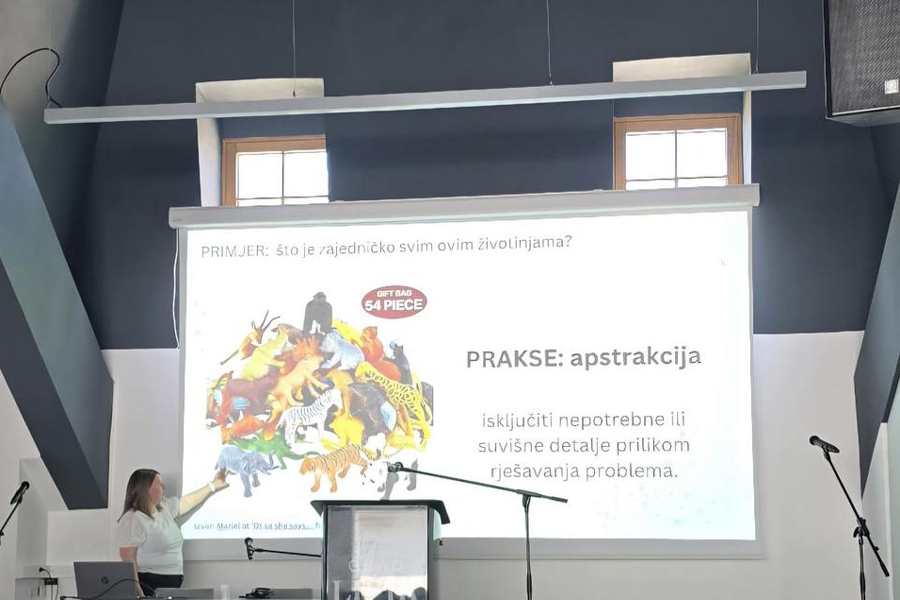 Stručni skup  "Želim znati - dijete u STEM području"